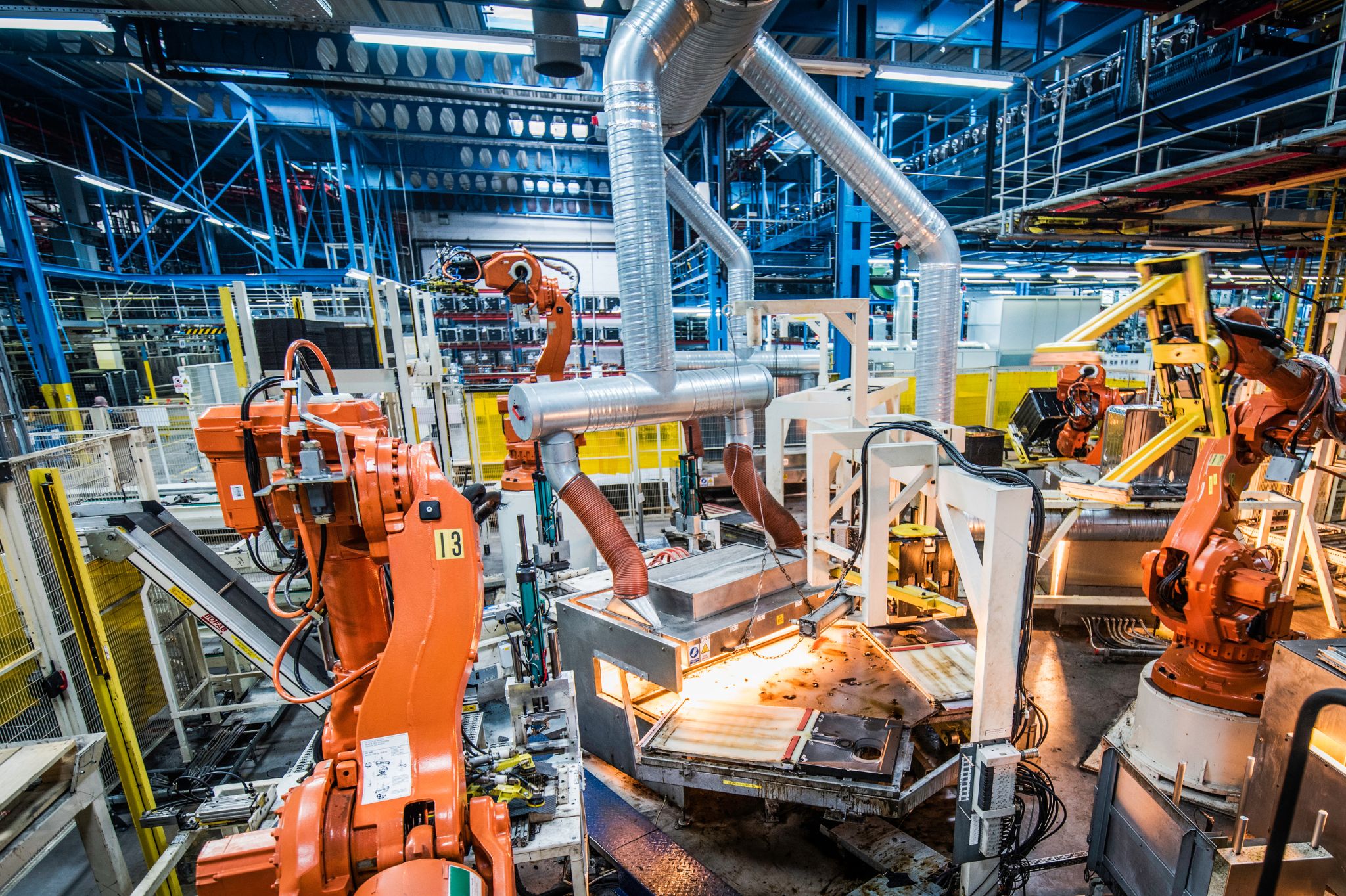 La Automatización Industrial es una realidad en las industrias. Pero, ¿cómo afectará al futuro de las fábricas y empresas? Lee el artículo.
