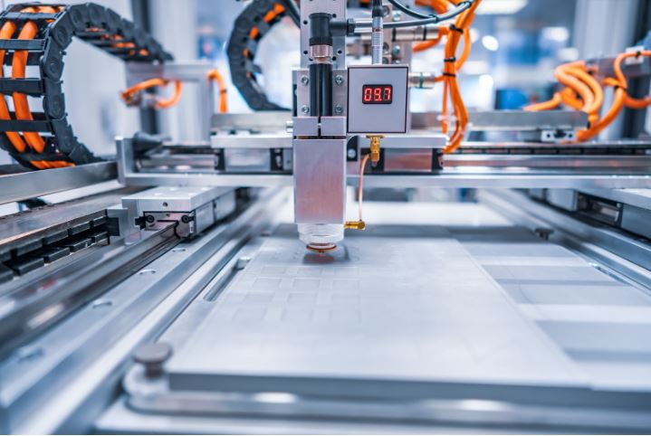 Grande aliada das empresas quando o assunto é produtividade e eficiência, a Indústria 4.0 vem transformando o cenário empresarial e industrial no Brasil e ao redor do mundo. Saiba mais sobre essa tecnologia disruptiva!