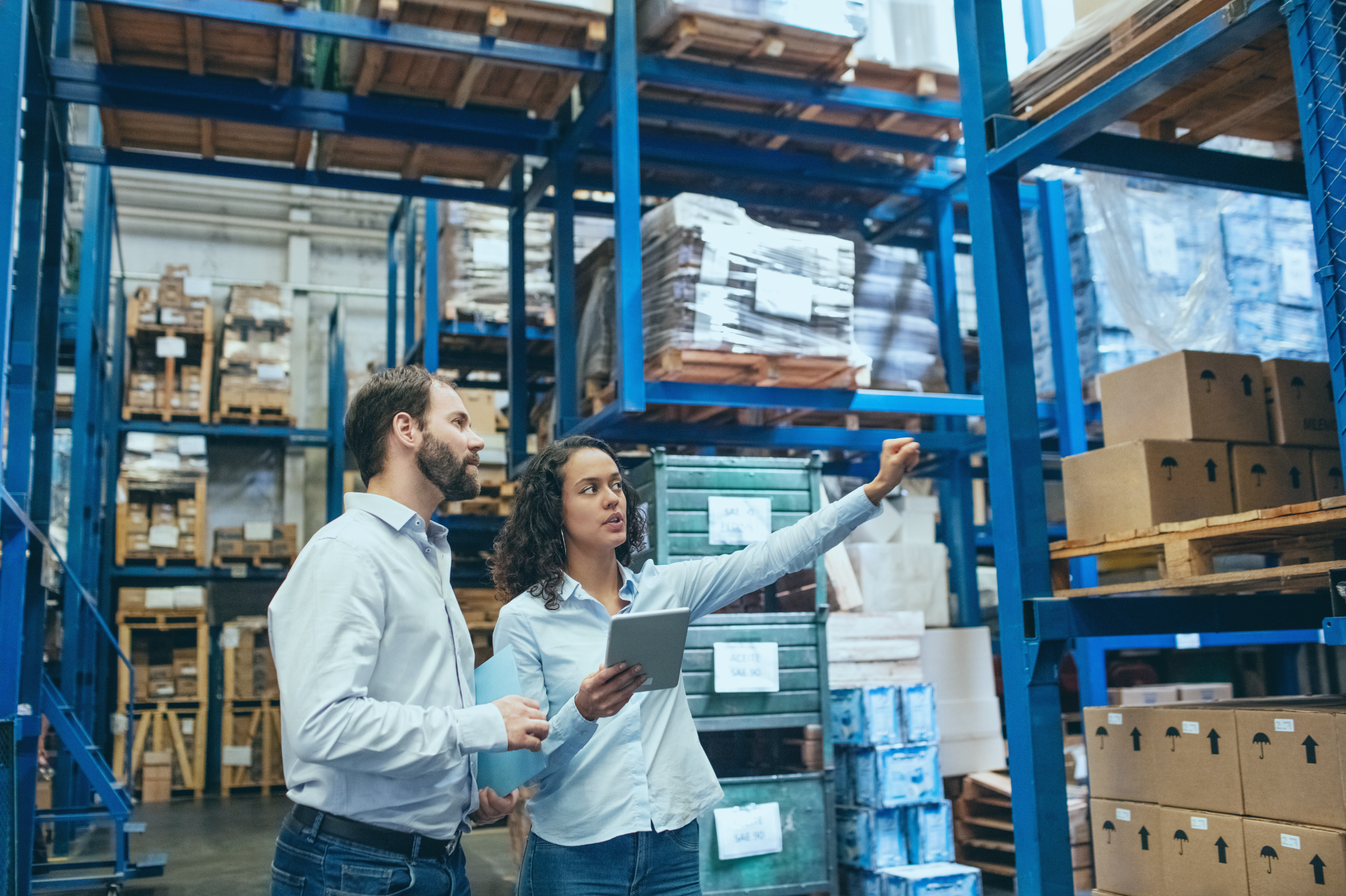 Descubra como o SAP pode otimizar a gestão de inventário no setor farmacêutico, reduzindo desperdícios e melhorando a eficiência operacional.